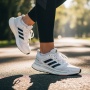 7 Rekomendasi Sepatu Adidas untuk Olahraga, Nyaman dan Awet