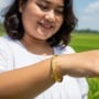 10 Model Gelang Emas 24 Karat yang Cocok untuk Pergelangan Tangan Gemuk
