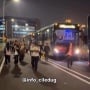 Pasar Taman Puring Kebakaran; TransJakarta Lumpuh, Penumpang Turun Berjalan Kaki di Flyover