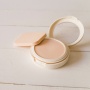 5 Rekomendasi Powder Foundation yang Bagus: High Coverage dan Tahan Lama Mulai Rp50 Ribuan