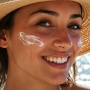 Alasan Pakai Sunscreen Usai Menggunakan Retinol, Dampaknya Bisa Luar Biasa