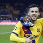 Eks Barcelona Cedera Digigit Anjing di Bagian Vital, Harus Dirawat di Rumah Sakit
