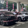 Kejagung Sita Mobil Mewah Riza Chalid! Alphard, Mini Cooper, hingga Mercy Dipajang di Lobby Gedung