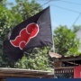 Bikin Geger Jagat Maya, Warung Madura Ini Tidak Ikut Tren One Piece, Malah Kibarkan Bendera Akatsuki