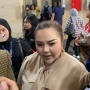 Lisa Mariana Hadiri Tes DNA di Bareskrim: Semoga Tidak Direkayasa!