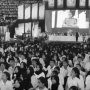 Ribuan Mahasiswa Unmul Kompak Membelakangi Wagub Kaltim Saat Pidato di PKKMB, Ada Apa?