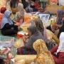 Emak-emak Pati Jadi Garda Depan Logistik Demo, Kekompakan di Balik Aksi Lengserkan Bupati Sudewo