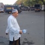Heboh Ritual Pria Berpeci Amankan Demo Bupati Pati: Dukun Gak Mempan, Suara Rakyat Lebih Dahsyat!
