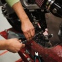 Jangan Panik! Ini 5 Penyebab Motor Berbunyi 'Tek-Tek' dan Cara Mengatasinya