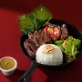 Steak Ala Jepang yang Meleleh di Lidah: Wagyu Zabuton dengan Negi Butter Sauce