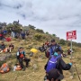 Gunung Bawakaraeng Diserbu Ribuan Pendaki