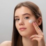 Murah Meriah! 6 Rekomendasi Sunscreen untuk Kulit Berminyak dari Wardah, Emina, Azarine