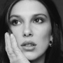 Millie Bobby Brown dan Jake Bongiovi Umumkan Adopsi Anak Perempuan