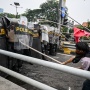 400 Pendemo di DPR Ditangkap dan Jurnalis Dipukul, Lokataru: Polisi Jadi Simbol Musuh Rakyat!