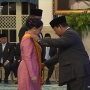 Dari Mimbar Megah hingga Meme: Mengurai Paradoks Kritik di Indonesia