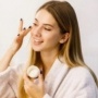 4 Jelly Moisturizer yang Diklaim Efektif Bikin Wajah Cerah dan Lembap!
