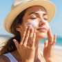 5 Rekomendasi Sunscreen Anti Aging: Formulanya Ringan, Ampuh Cegah Tanda Penuaan