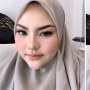 Lisa Mariana Mendadak Berhijab Ucap InsyaAllah: Taubat Usai Dapat Hidayah di Lokasi Syuting?