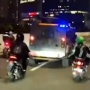 Jejak Pelarian Rantis Brimob Pelindas Ojol: Dikejar Massa Belasan KM, Tabrak Pintu JLNT Casablanca!