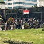 Detik-detik Massa Pendemo 'Jebol' DPR RI: Pekik Revolusi Menggema hingga Merah-Putih Berkibar!