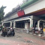 Penampakan Sisa Kebakaran Halte Transjakarta Senen : Pecahan Kaca hingga Lift Rusak Parah!