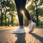 7 Rekomendasi Sepatu Jalan Nyaman untuk Traveling Agar Kaki Tidak Cepat Pegal