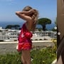 OOTD Liburan Lisa BLACKPINK: Santai Tapi Mewah dengan Tas Tomat Puluhan Juta