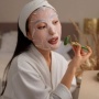 Rahasia Kulit Flawless dan Glowing: Gunakan Sheet Mask Sebelum Makeup, Apa Pentingnya?