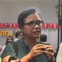 Jenguk Delpedro di Polda Metro Jaya, Bivitri Sebut Penangkapan Upaya Bungkam Kritik