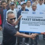 Aktivis 98 Gagas 'Warga Peduli Warga', Bagikan Ribuan Sembako ke Ojol dan Warga Rentan Jakarta