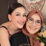 Umi Kalsum Pamer Magnet Kulkas Berharap Bisa Keliling Dunia, Netizen Khawatirkan Nasib Ayu Ting Ting