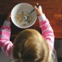 Alergi Makanan Anak: Kapan Harus Khawatir? Panduan Lengkap dari Dokter