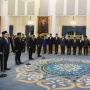 Prabowo Resmi Berhentikan 4 Pejabat, Konsultan Politik Hasan Nasbi Terlempar dari Istana!