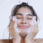 4 Cleanser Berbahan Witch Hazel Atasi Jerawat dan Bikin Wajah Bebas Minyak!