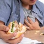 7 Pertolongan Pertama pada Keracunan Makanan, Waspada Situasi Daruratnya