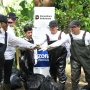 Hari Sungai Sedunia, Telkom Gandeng Pandawara Gelar River Clean Up di Cioray Bandung
