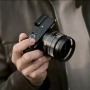 Sony RX1R III Meluncur, Kamera Kompak Full-Frame 61MP Berteknologi AI dan Lensa ZEISS Sonnar