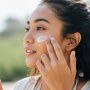 Cari Sunscreen Lokal yang Bagus dan Murah? Ini 5 Pilihan Terbaik Mulai Rp18 Ribuan