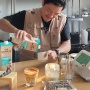 Rahasia Kreasi Kopi Kekinian: Coconut Milk, Bahan Lokal yang Mengguncang Industri Minuman!