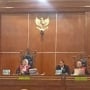 Drama Sidang Razman Arif: Walk Out, Amarah Membara, Hingga Tuduhan Mati Keadilan!