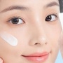 4 Sunscreen dengan Efek Sensasi Cooling, Nyaman Dipakai saat Cuaca Panas!