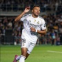 Nafsu Kylian Mbappe Dekati Rekor Gol Milik Rekan Calvin Verdonk