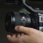 Sony Luncurkan FE 100mm F2.8 Macro GM OSS: Lensa Makro Telefoto Medium Pertama dalam Seri G Master