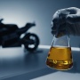 Apakah Bensin untuk Tunggangan Pembalap MotoGP Sama dengan Motor Harian?