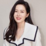 Manis nan Elegan, Ini 4 Inspirasi OOTD Son Ye Jin yang Wajib Kamu Coba!