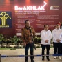 Menkum Resmi Serahkan SK Kepengurusan PSI 2025-2030, Cuma Semalam Langsung Jadi