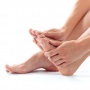 10 Cara Ampuh Mengatasi Kesemutan di Kaki atau Tangan