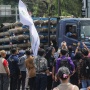 Jalan Lingkar Selatan Cilegon Macet, Massa Demo Truk ODOL