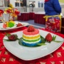 Warisan Rasa di Sentra Kue Subuh Senen: Filosofi Keberagaman Terungkap dalam Festival Kue Lapis!