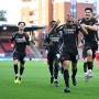 Eks Pemain Arsenal, Josh Robinson Pamerkan Bendera Malaysia di Bio Instagram